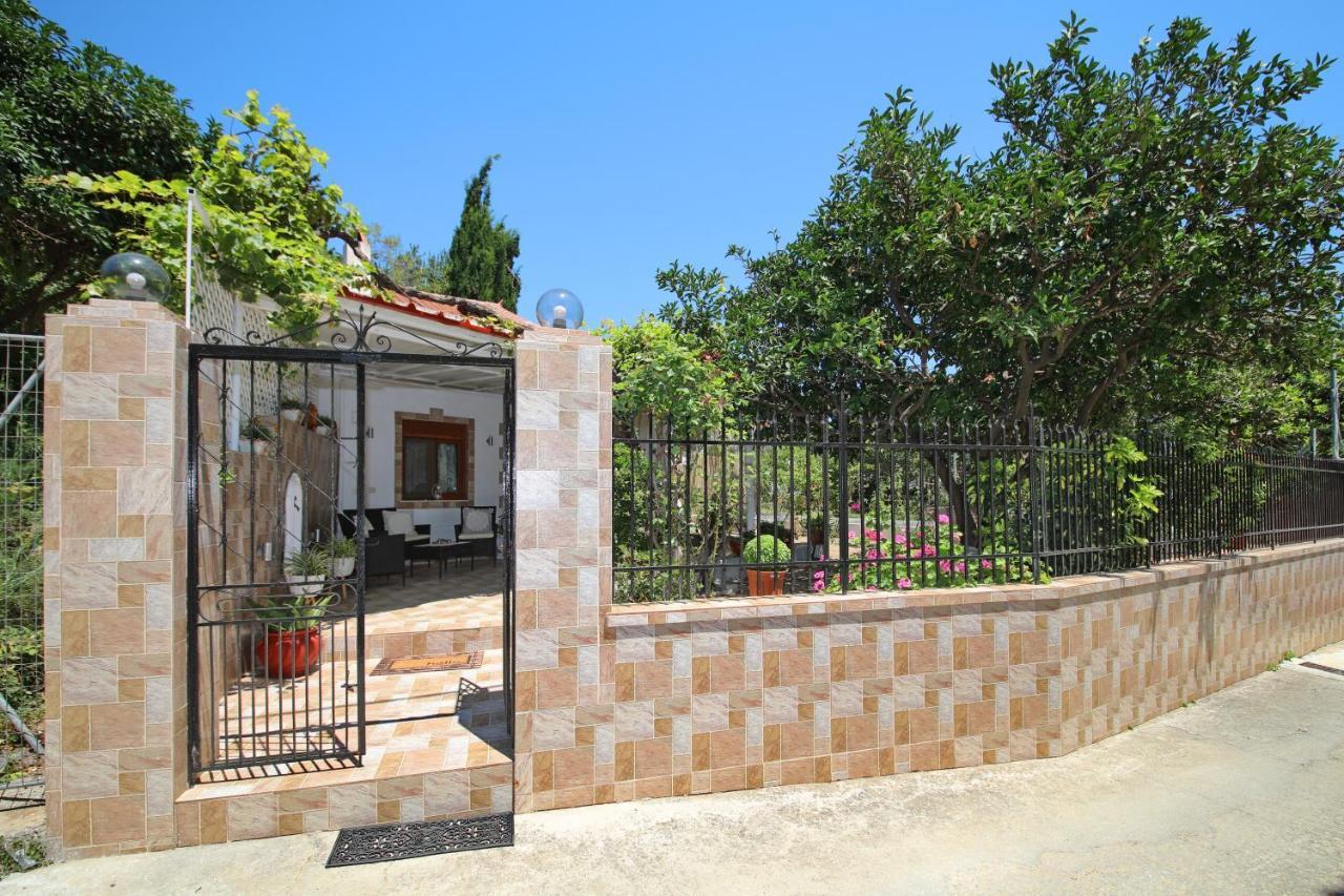 Vasia'S Small Villa 스코펠로스 타운 외부 사진